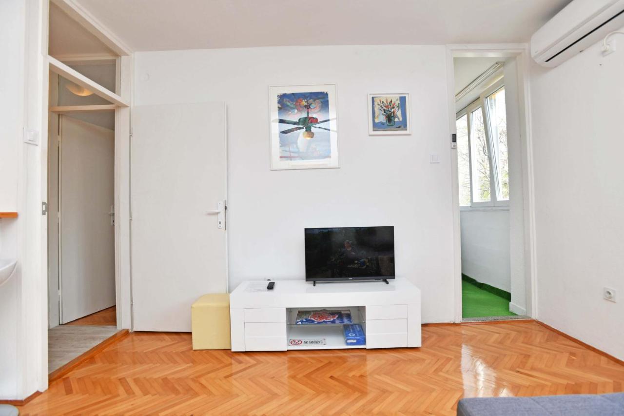 DeMass Apartment - Cozy, Free Parking&WiFi Dubrownik Zewnętrze zdjęcie